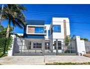 Alquilo residencia de 4 dormitorios. Zona CIT / Trinity School