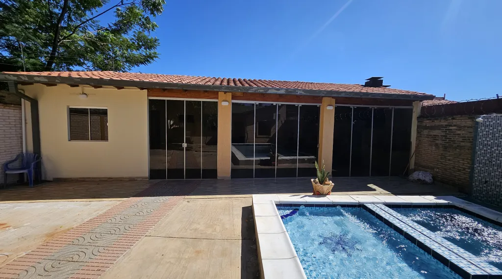 Vendo hermosa Casa amoblada en Capiata, km 16.5, a 4 cuadras de la ruta 2 — foto 2