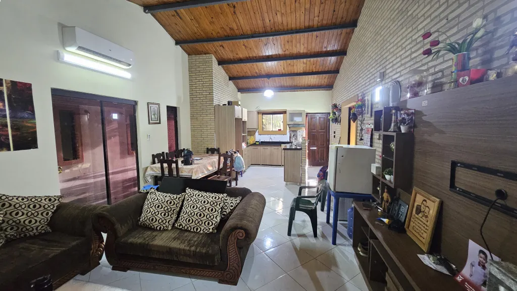 Vendo hermosa Casa amoblada en Capiata, km 16.5, a 4 cuadras de la ruta 2 — foto 3