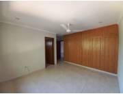 ALQUILO HERMOSA CASA EN FERNANDO DE LA MORA NORTE ZONA ROYAL PLAZA COD 2086