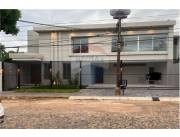 Residencia-Venta-PY Asunción Manorá Dr. Antonio Bertard