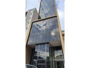 ALQUILO OFICINA EN EDIFICIO CAPITAL