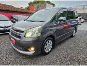 Unico toyota New Noah 2009 Full equipo serie S sin detalles poco kilometraje color gr
