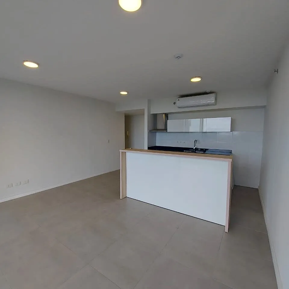 Vendo departamento de 2 dormitorios en las Mercedes Asunción — foto 3