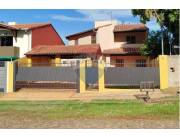 🏡 HERMOSA CASA EN ALQUILER - LAMBARÉ, BARRIO VALLE APU´A 🏡