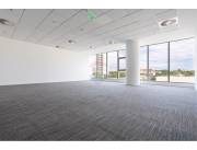 EN VENTA OFICINA EN EJE CORPORATIVO DE VILLA MORRA