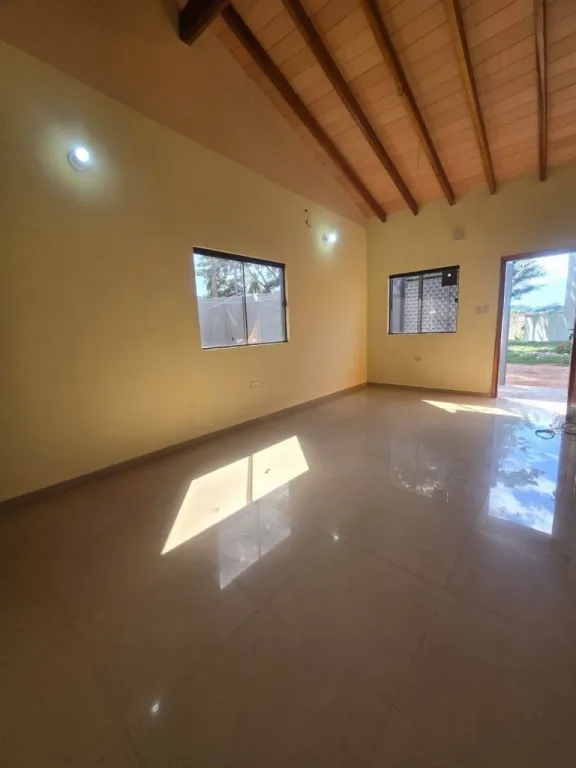 VENDO HERMOSA CASA EN VILLA ELISA, BARRIO CENTRO — foto 2