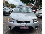 Kia rio 2011