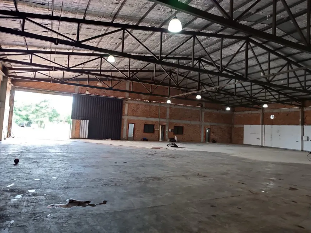 DEPOSITO 900 M2 MARIANO ROQUE ALONSO — photo 2