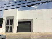 S/ RUTA LUQUE, SANBER, ECOVIA: 2 IMPECABLES DEPÓSITOS, 1.000 M2 + SHOWROOM, INSTALACIONES.