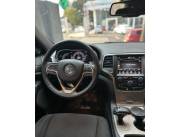 Jeep Grand Cherokee LAREDO Año 2014