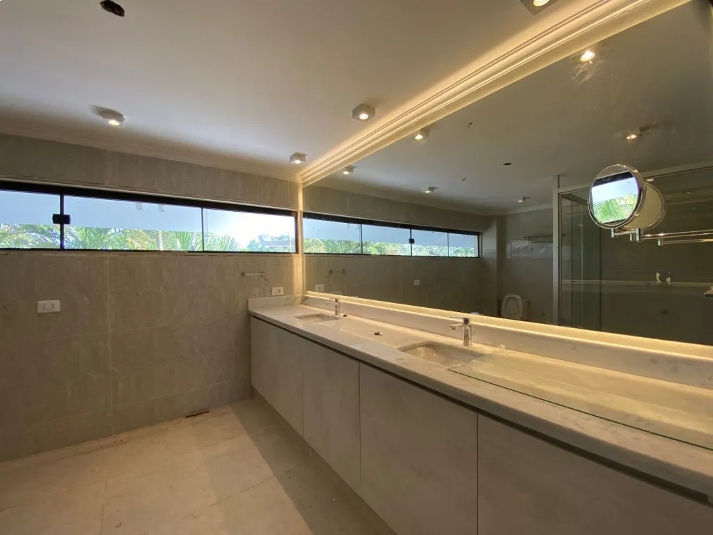 Alquilo Residencia Nueva en el Barrio Santo Domingo - Asunción!!!! Zona 100% residencial — Foto 2