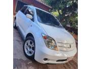 Vendo Toyota IST año 2004, título y cédula verde en mano, motor 1.300 automático 4x2, Únic