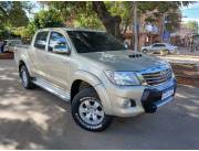 TOYOTA HILUX SRV 2015 DIÉSEL MECÁNICO 4X4
