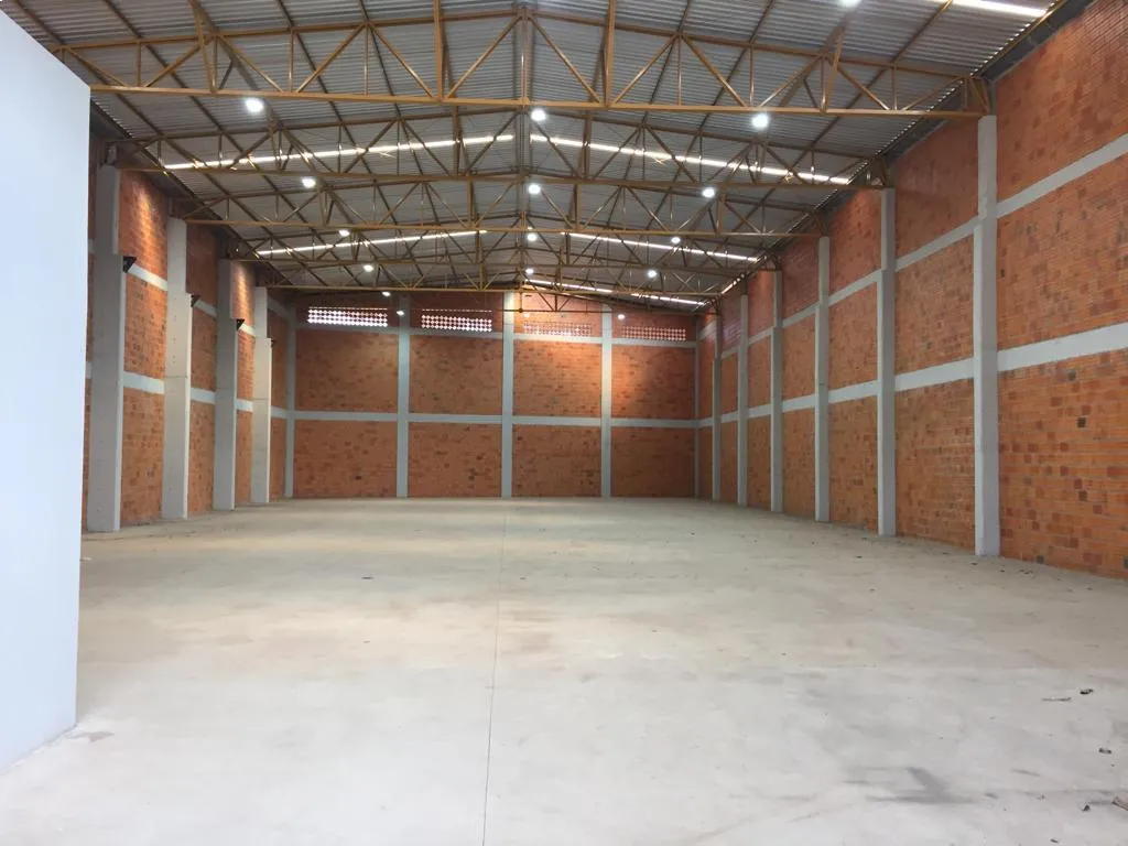 S RUTA LUQUE SANBER (ECO VÍA) 2 IMPORTANTES DEPÓSITOS P SHOWROOM EMPRESAS-1000m2 - 3500$ — foto 2