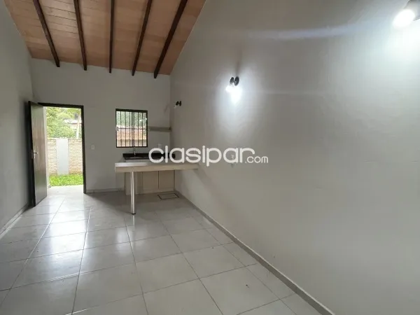 VENDO CASA TIPO CHALET EN ÑEMBY PA’I ÑU LIMITE CON SAN LORENZO — фото 2
