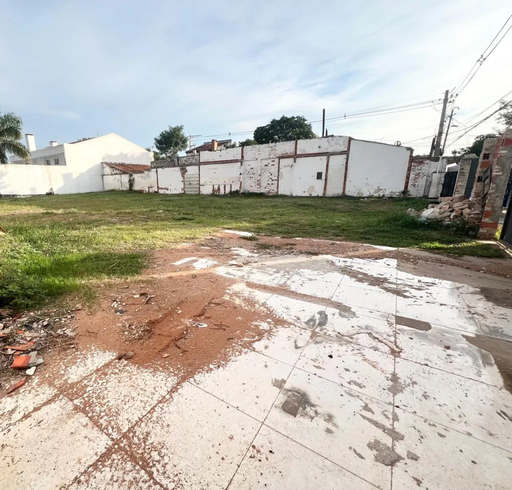 Vendo Hermoso Terreno de 646 m2 en el Barrio Sajonia - CLLA7032822 — фото 3