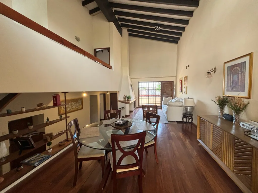 Vendo Casa de 3 Habitaciones en Barrio San Roque, Zona Colegio San José — foto 3