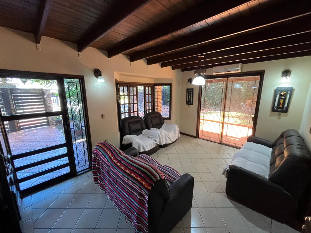 VENDO CASA EN EL BARRIO CARMELITAS DE CAMBYRETA: 7 habitaciones y 6 baños — foto 3