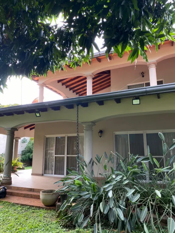En venta Residencia en Barrio Mariscal Estigarribia de Asunción — фото 2
