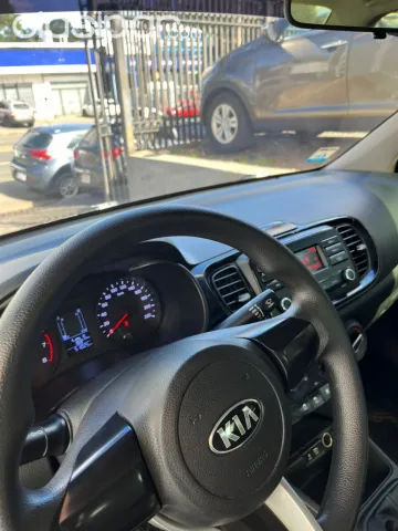 Kia Soluto 2022 — foto 7