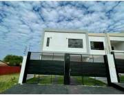 VENDO AMPLIO DUPLEX A ESTRENAR EN ÑEMBY