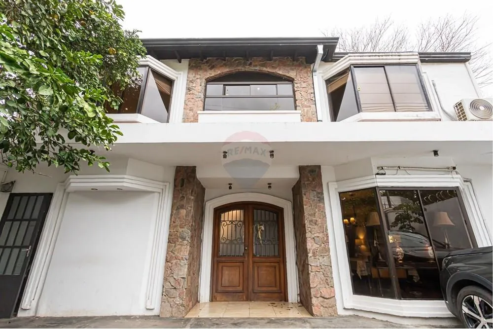 VENDO Residencia en Bo Recoleta a pasos de la cuadrita. 📍Cruz del Chaco — foto 3