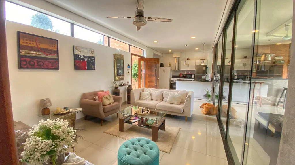 VENDO CASA EN LAGUNA GRANDE – SAN LORENZO — foto 2