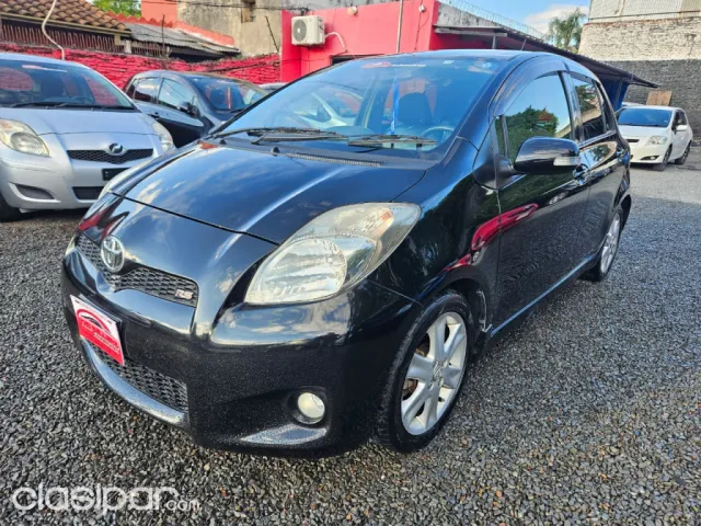 Toyota Vitz 2010 - foto 2