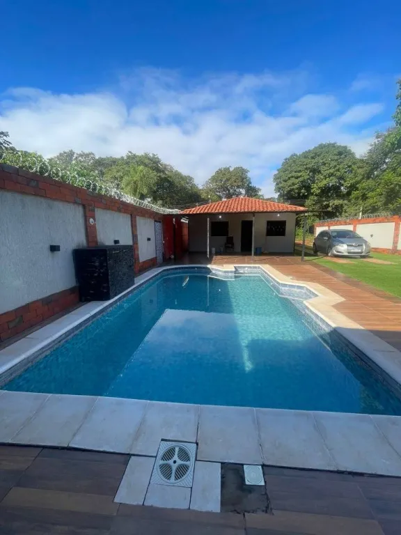 Casa con Piscina en Venta – Capiatá, Ruta 2 zona Piroy — foto 3