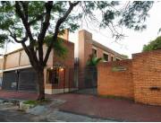 Vendo departamento tipo duplex en Barrio Jara Amplio departamento con 185 m² propios