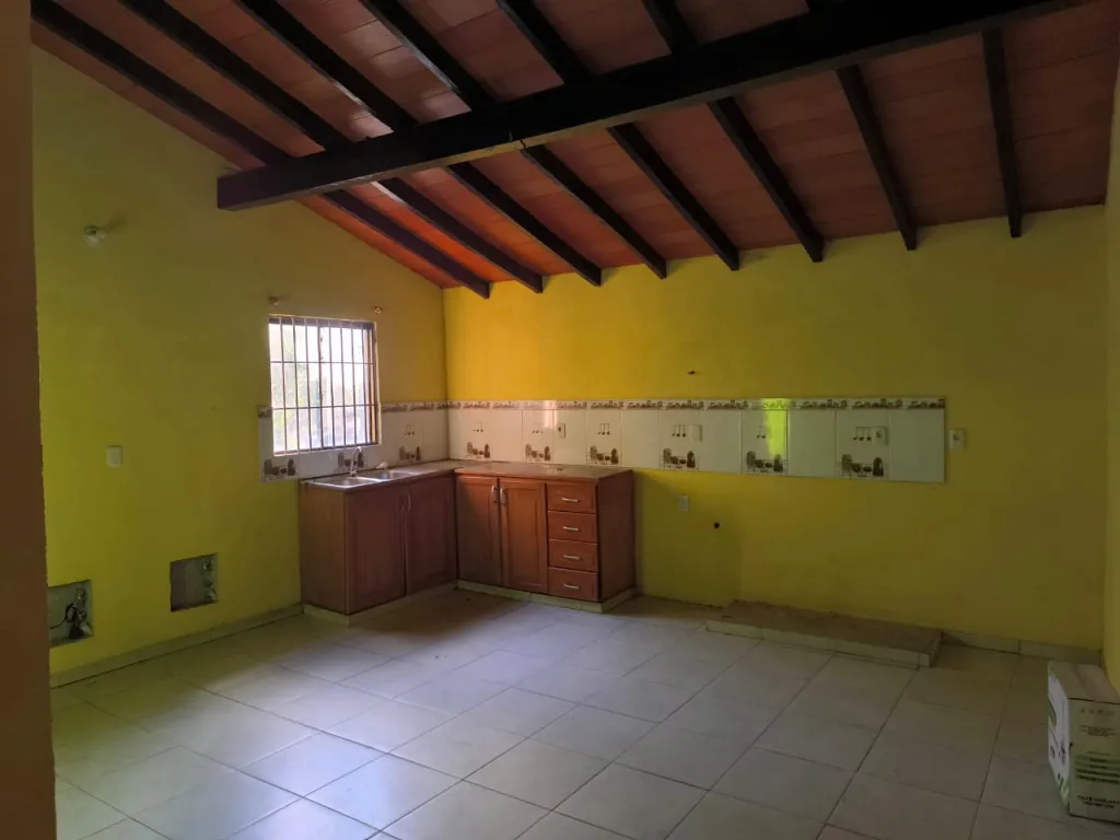 VENDO CASA EN LAMBARE ZONA CERRO LAMBARE COD 5256 — фото 3