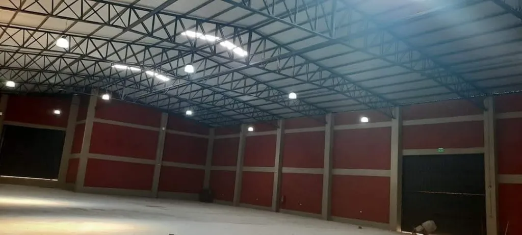 Alquilo 1150 m2 de depósitos — photo 2