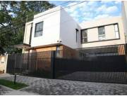 EN VENTA DUPLEX A ESTRENAR DE EN BARRIO SANTA LIBRADA