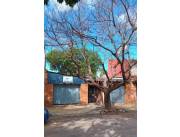 VENDO CASA EN EL BARRIO BERNARDINO CABALLERO