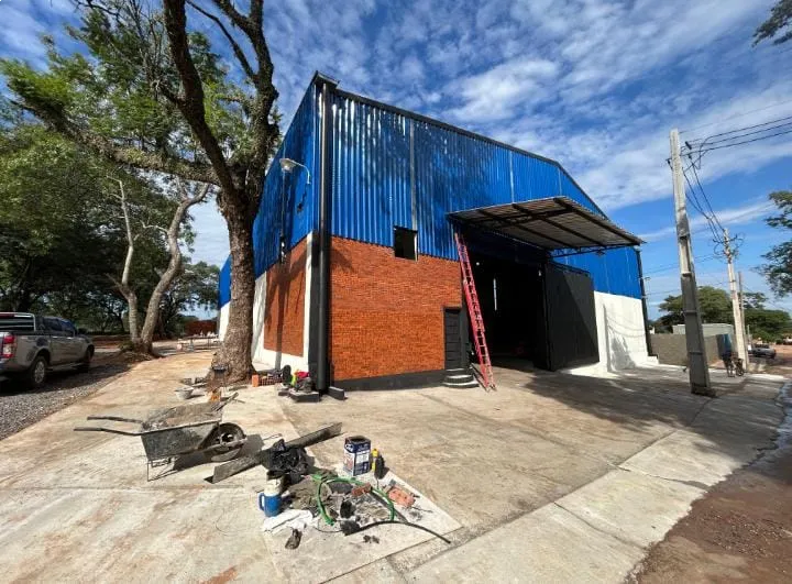 EN VENTA AMPLIO DEPOSITO A ESTRENAR EN MARIANO ROQUE ALONSO — foto 2