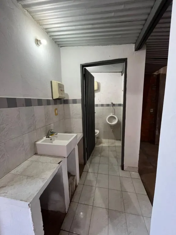 Alquilo Tinglado Villa Elisa Zona Tres Bocas — foto 3