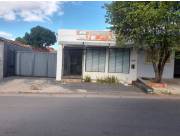 VENDO Local Comercial con Tinglado, oficinas y salón comercial en Fdo zona Sur! Cod: S039
