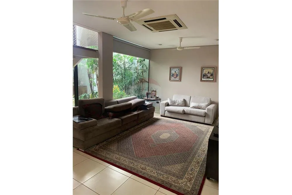 VENDO Casa en Villa Morra 4 dormitorios en Suite — foto 2