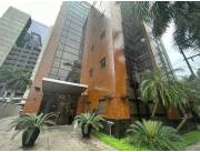 Alquilo Oficina Corporativa en Edificio Royal Tower