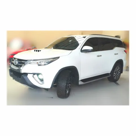 Toyota Fortuner 2017 — foto 3