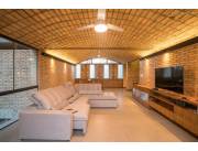Moderno Triplex de 3 Dormitorios con o sin muebles en el Yacht