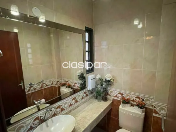 VENDO EXCLUSIVO DUPLEX DE 3 PLANTAS EN BARRIO RECOLETA. ASUNCION — foto 2