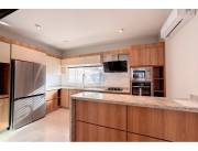 EN VENTA CASA PAREADA DE 3 SUITES ASUNCION RECOLETA 3 DORMITORIOS EN SUITE