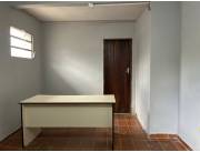 *ALQUILO* *DEPOSITO* *ZONA* *ITAPUA* *ESQ/**MOLAS.LOPEZ* *ASUNCIÓN*COD 5600