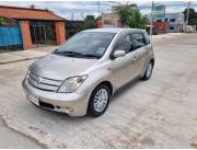 Vendo Toyota IST 2003 en excelente estado.