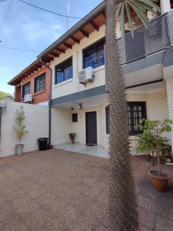 VENDO HERMOSO DUPLEX EN FERNANDO DE LA MORA 📍Barrio Santa María — foto 2