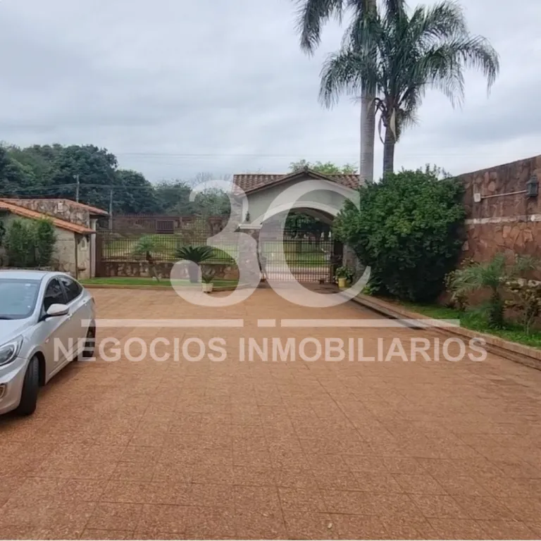 Casa Quinta en 3.842 m2 en la Ciudad de Capiata — foto 2