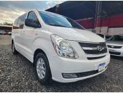 Hyundai Starex Recién importado Año 2015 Motor 2.5 Automático Turbo diésel Aire acondi
