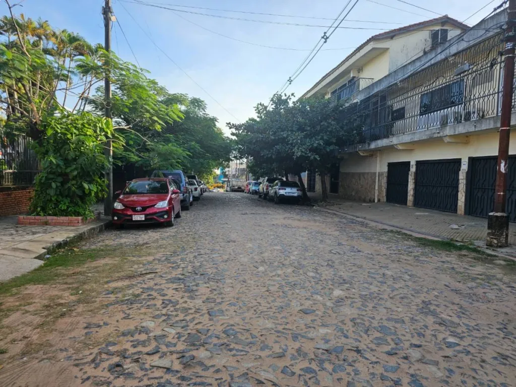 VENDO TERRENO EN BARRIO JARA ZONA LA COSTA — foto 3